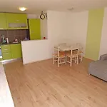In 26474 * וולי לוסיניי