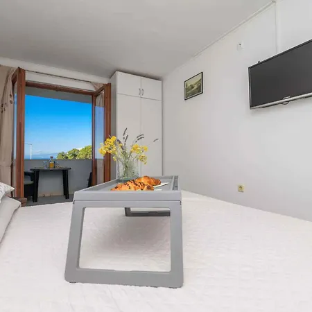 In 26474 Apartment Veli Losinj