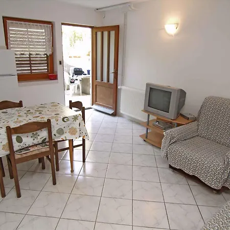 Apartment In 26474