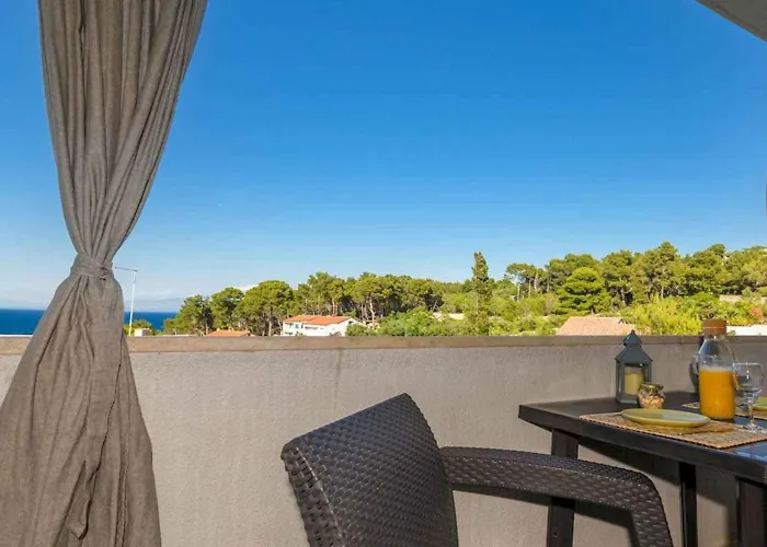 In 26474 Lägenhet Veli Lošinj